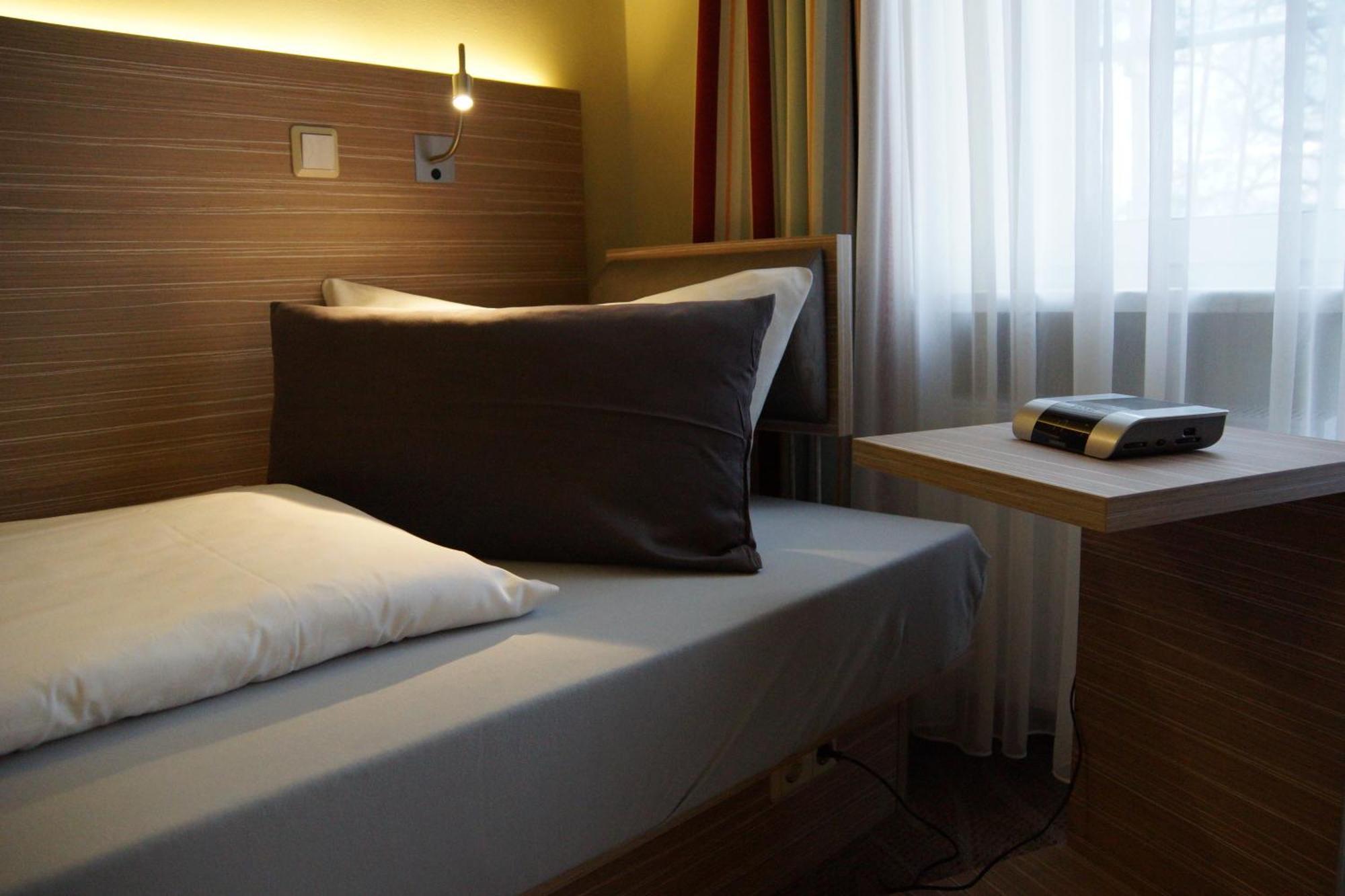 Hotel Am Untersee Bantikow Chambre photo